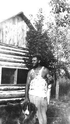 First Cabin Built for Dad 1931 at Back Of Lot Friend Al Socie , 41 kb
